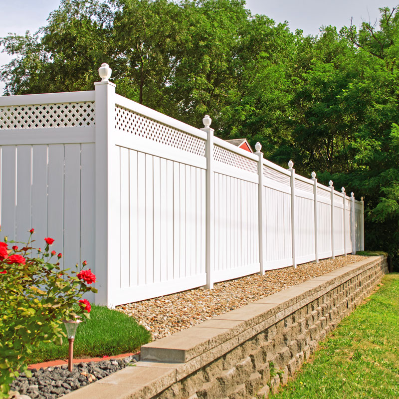 vinyl fencing